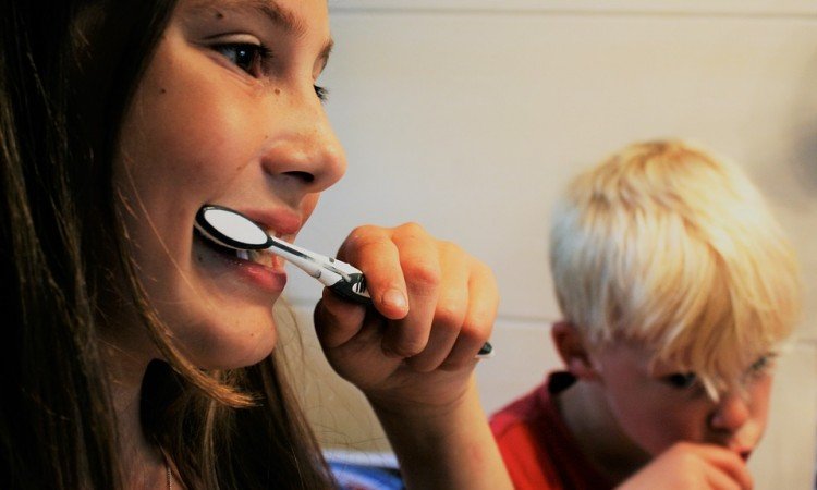  6 najczęstszych przyczyn próchnicy zębów - Apteka internetowa Melissa 