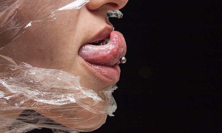 Jak dbać o piercing? Przede wszystkim zapobiegaj infekcji!