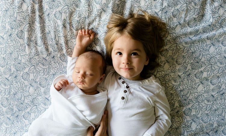  Jak przygotować dziecko na narodziny młodszego rodzeństwa? - Apteka internetowa Melissa 