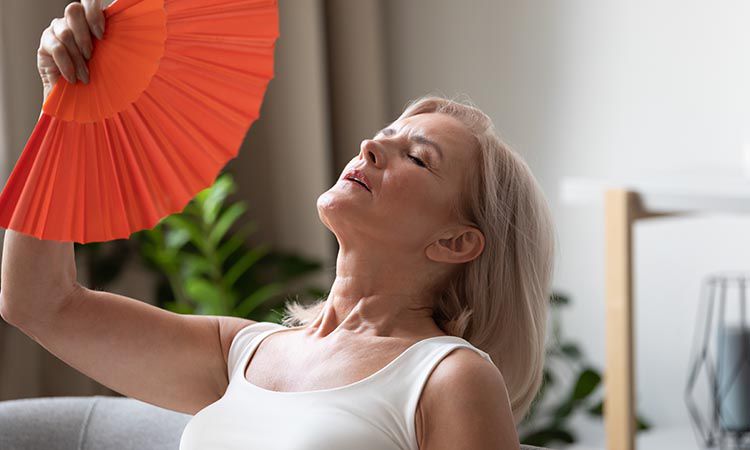  łagodzenie objawów menopauzy 