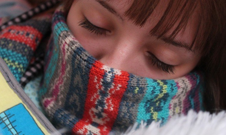 Leczenie wirusowego zapalenia gardła - Apteka internetowa Melissa