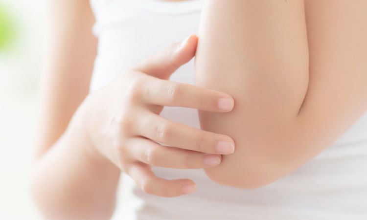 Bepanthen Sensiderm – wsparcie suchej skóry i dotkniętej AZS