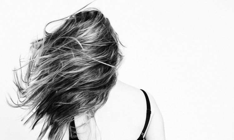  Odkryj niesamowite działanie żelatyny na zdrowe włosy - Apteka internetowa Melissa 