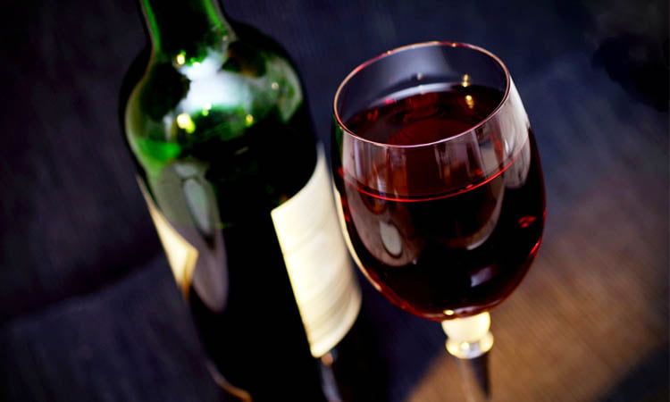 Tych leków nie łącz z alkoholem! - Apteka internetowa Melissa