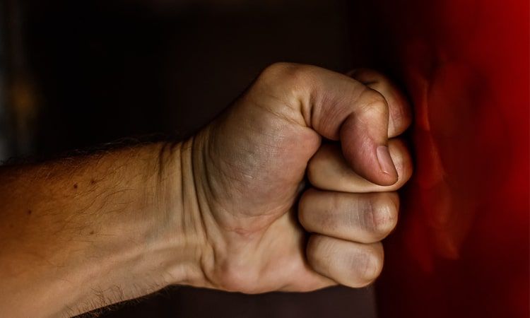 Złość i gniew - jak sobie z nimi radzić? - Apteka Internetowa Melissa