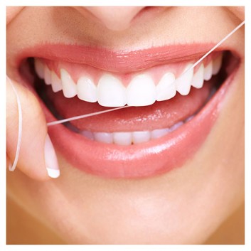 Oral-B Essential Floss Nić dentystyczna, 50 m - obrazek 5 - Apteka internetowa Melissa